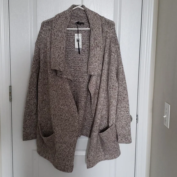 Cardigans - Picture 2 of 3